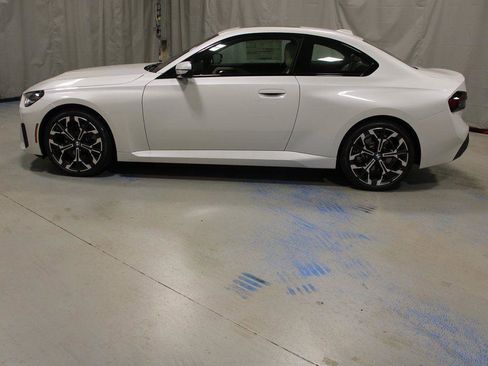 New 2025 BMW 230i xDrive 230i xDrive w/ Convenience Package image 5