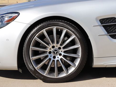 Used 2018 Mercedes-Benz SL 450 image 57