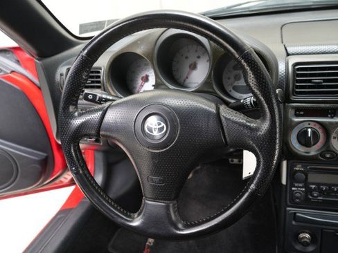 Used 2001 Toyota MR2 image 63