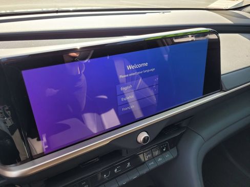 Used 2025 Toyota Crown Signia XLE image 14