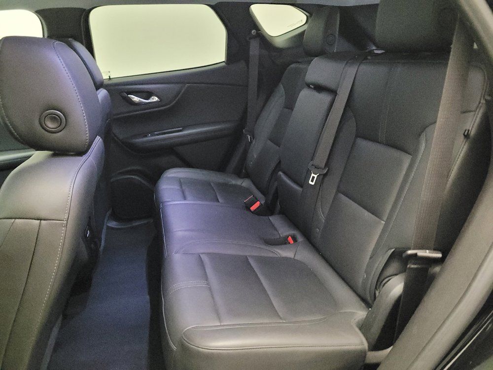 Used 2021 Chevrolet Blazer LT FWD image 18