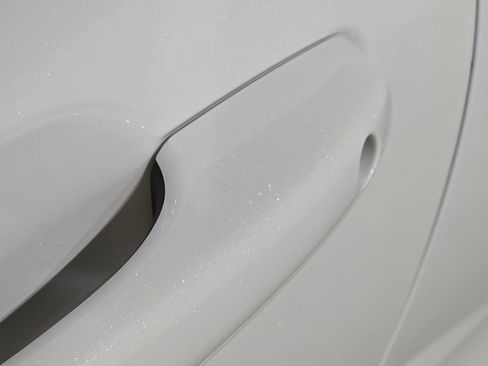 New 2026 Lincoln Corsair Premiere image 14