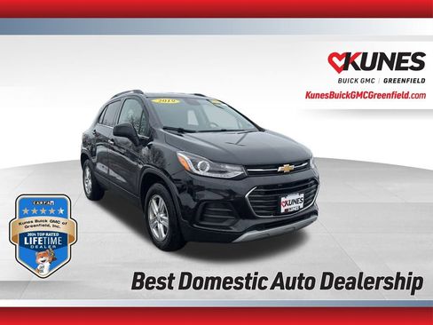 Used 2019 Chevrolet Trax LT w/ LT Convenience Package image 1