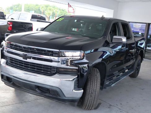 Used 2021 Chevrolet Silverado 1500 LT w/ All Star Edition Plus RWD image 9