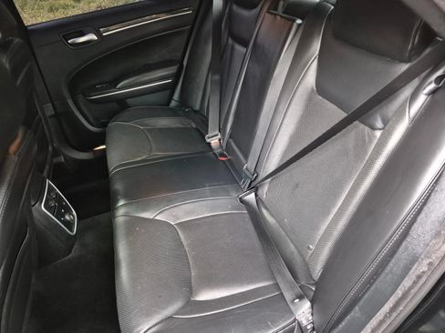 Used 2013 Chrysler 300 C AWD/4WD image 17