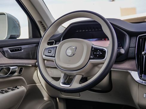 New 2026 Volvo XC90 T8 Ultra w/ Protection Package Premier AWD/4WD image 15
