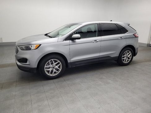 Used 2024 Ford Edge SEL image 2