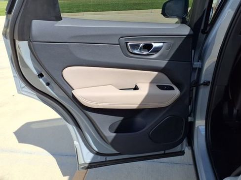 New 2026 Volvo XC60 B5 Plus w/ Climate Package AWD/4WD image 14