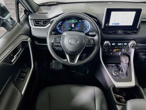 Certified 2024 Toyota RAV4 SE w/ Convenience Package AWD/4WD image 20