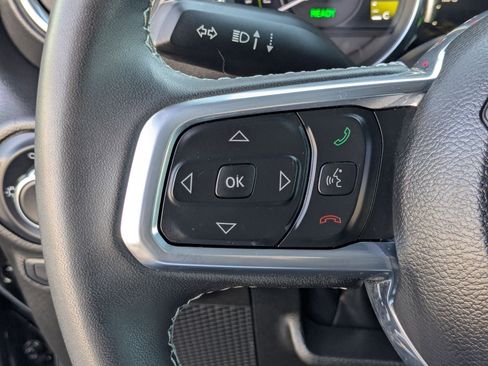 Used 2023 Jeep Wrangler Sahara image 18