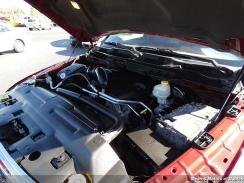 Used 2015 RAM 1500 Laramie w/ Convenience Group image 8