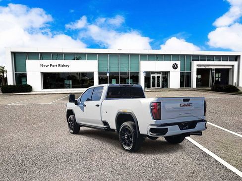 Used 2024 GMC Sierra 2500 AT4 w/ AT4 Premium Plus Package image 6