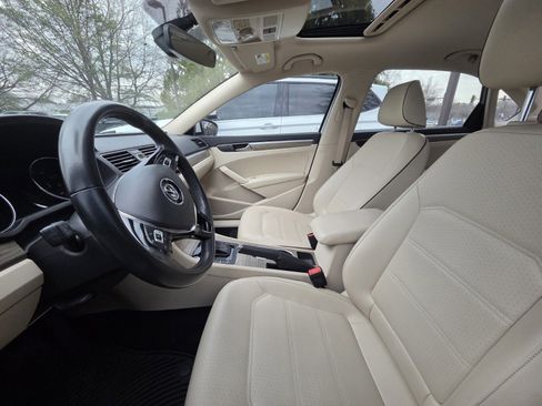 Used 2016 Volkswagen Passat 1.8T SE image 8