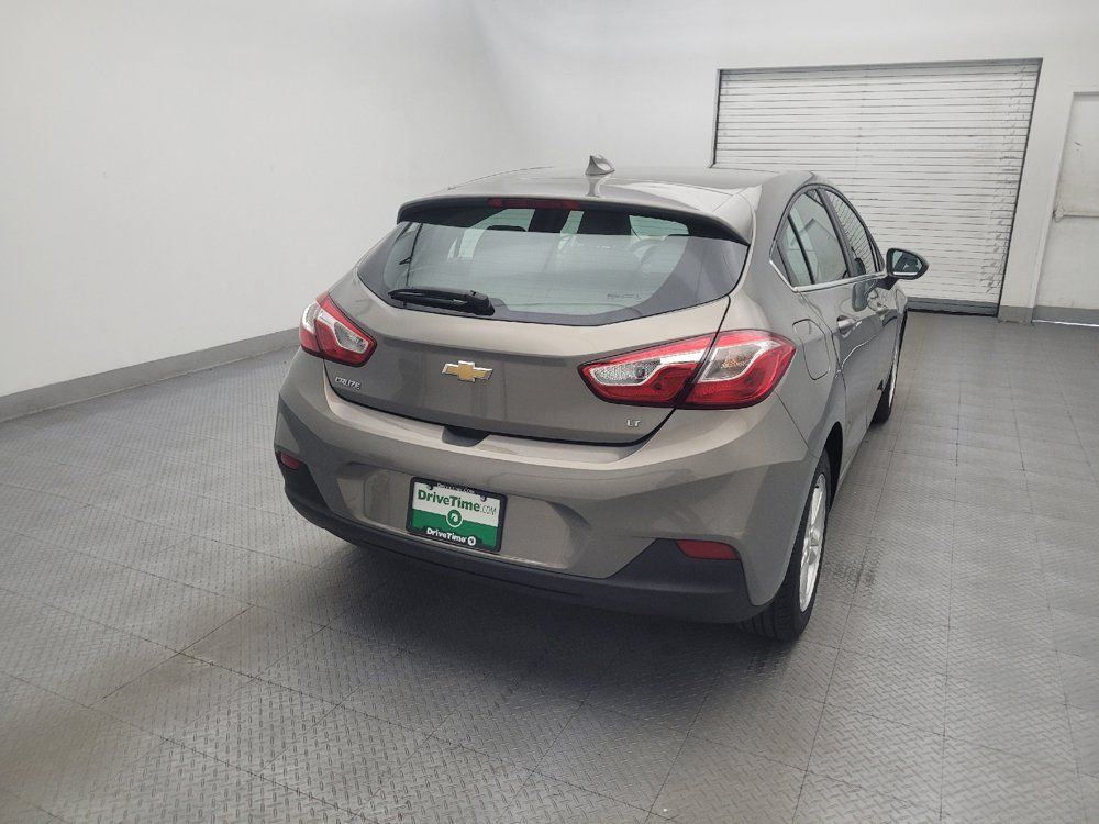Used 2018 Chevrolet Cruze LT w/ Convenience Package FWD image 7