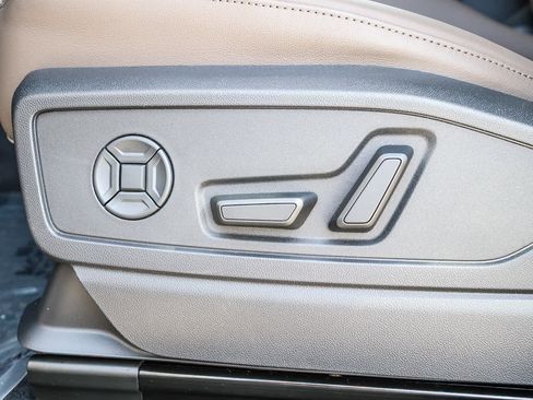 New 2025 Audi Q5 Premium image 28