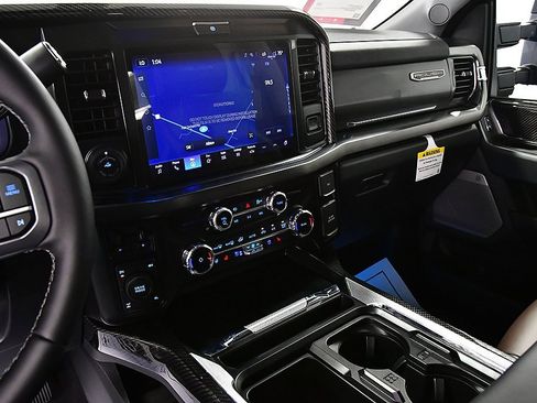 New 2025 Ford F250 Lariat w/ Lariat Ultimate Package image 25