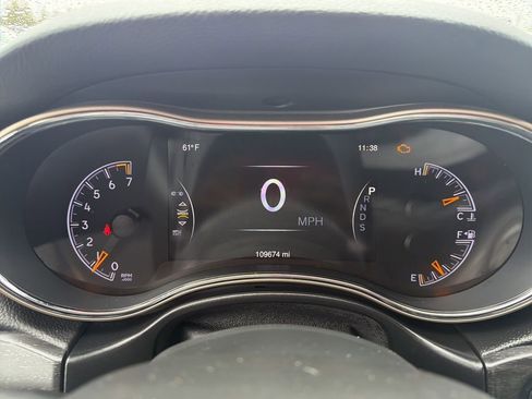 Used 2015 Jeep Grand Cherokee Limited image 36