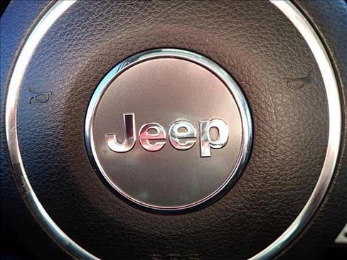 Used 2016 Jeep Wrangler Unlimited Sport w/ Max Tow Package AWD/4WD image 19