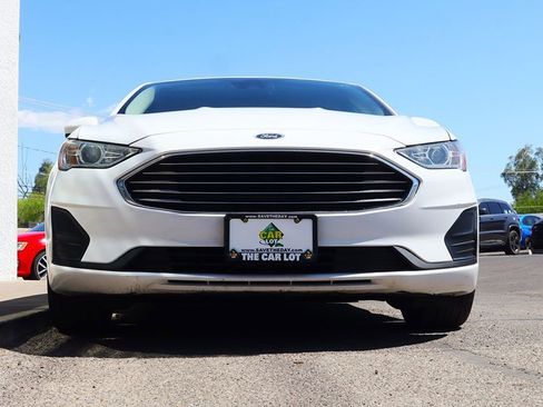 Used 2020 Ford Fusion SE image 17