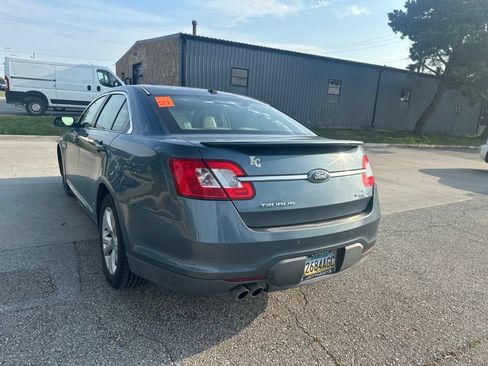 Used 2010 Ford Taurus SEL FWD image 4