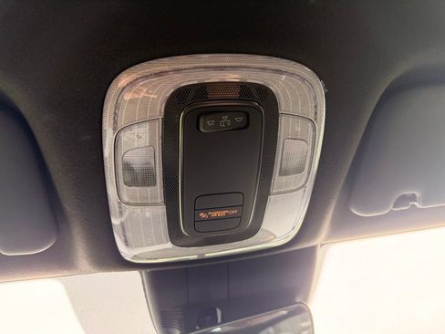 Used 2025 Hyundai Elantra Sport FWD image 27