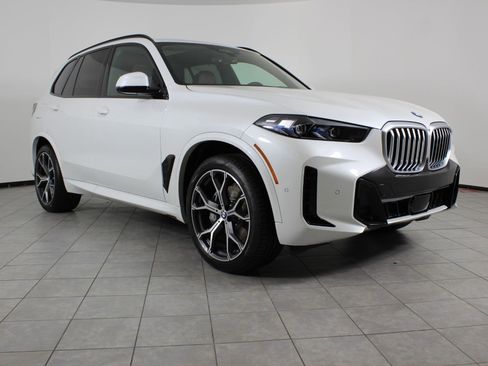 New 2026 BMW X5 xDrive40i w/ M Sport Package image 7