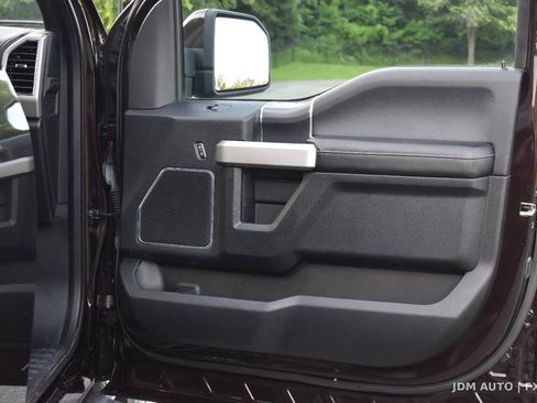 Used 2018 Ford F150 Lariat w/ Equipment Group 502A Luxury AWD/4WD image 9
