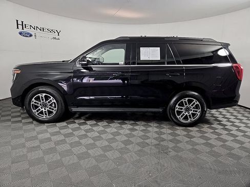 Certified 2025 Ford Expedition Active RWD image 8