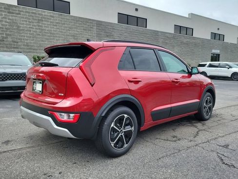 New 2026 Kia Niro LX FWD image 4