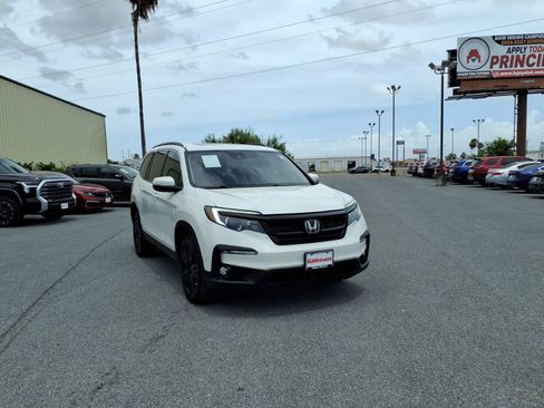 Certified 2021 Honda Pilot Special Edition image 2