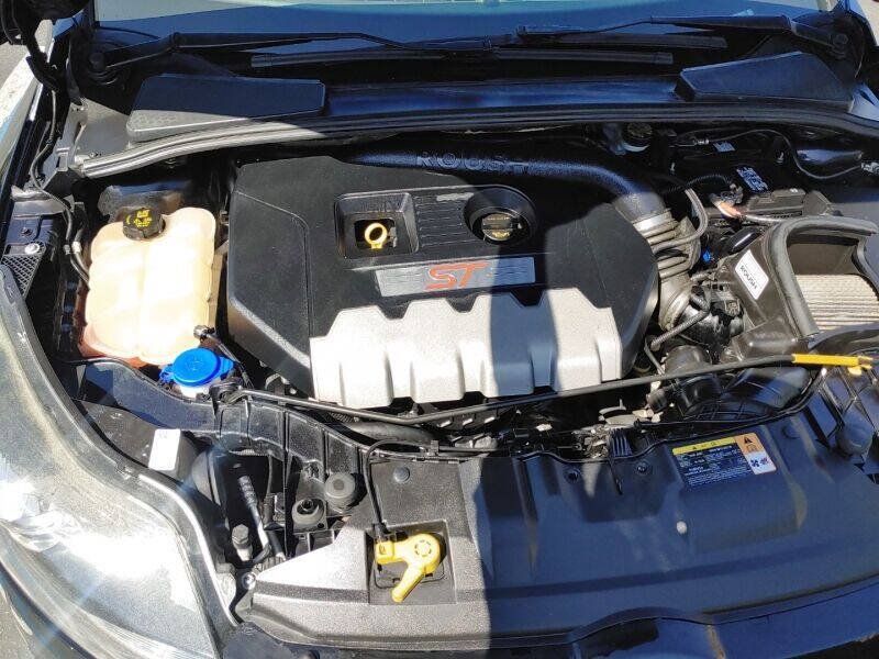 Used 2014 Ford Focus ST w/ Equipment Group 202A FWD image 8