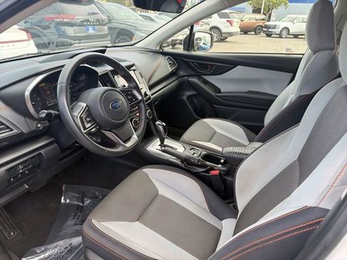 Used 2021 Subaru Crosstrek 2.0i Premium w/ Moonroof Package AWD/4WD image 9