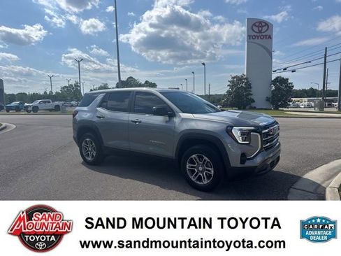 Used 2025 GMC Terrain Elevation FWD image 1