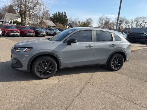 Certified 2024 Honda HR-V Sport image 4