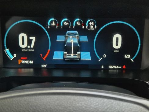 Used 2023 Ford F150 Lariat AWD/4WD image 13