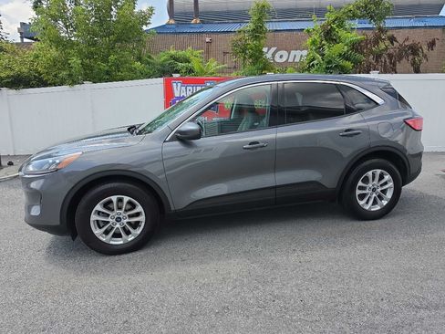 Used 2021 Ford Escape SE w/ Cold Weather Package AWD/4WD image 11