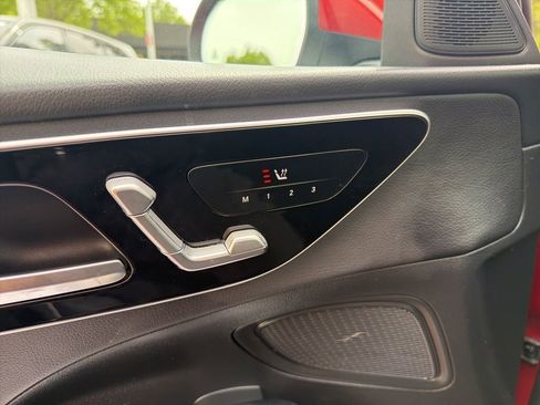 Used 2022 Mercedes-Benz C 300 4MATIC Sedan image 11