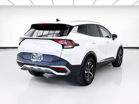 Used 2023 Kia Sportage EX AWD/4WD image 4