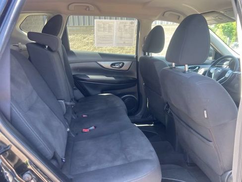 Used 2016 Nissan Rogue SV AWD/4WD image 13