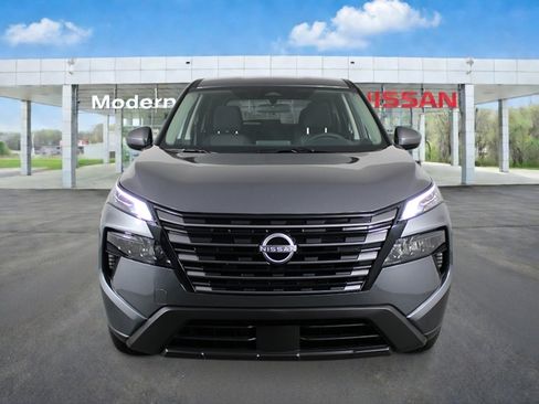 New 2026 Nissan Rogue SV FWD image 8