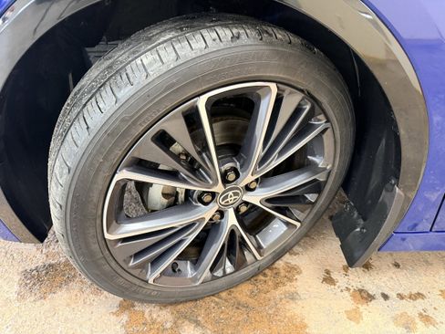 Used 2024 Toyota Prius Limited image 4