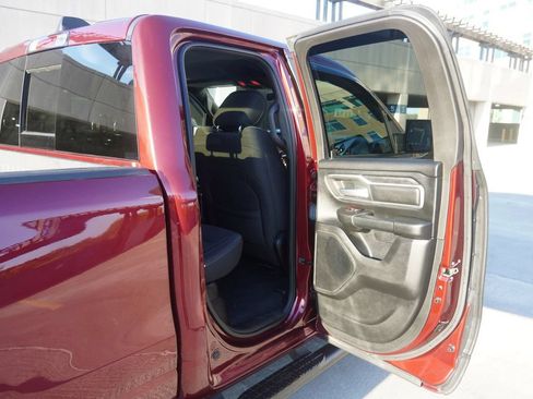 Used 2019 RAM 1500 Big Horn AWD/4WD image 28