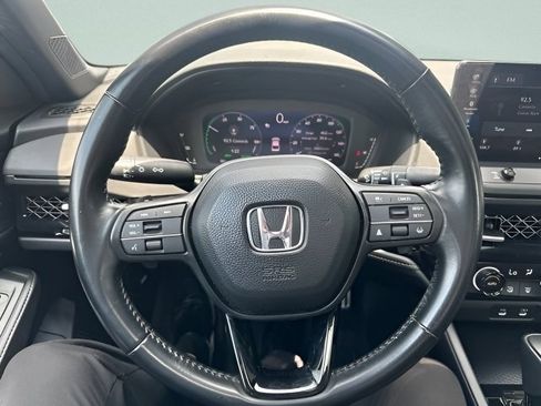Used 2024 Honda Accord Sport image 15