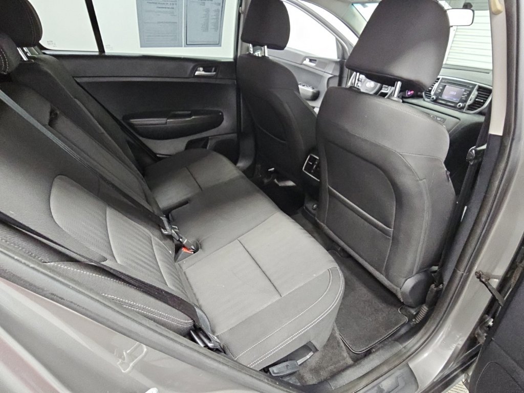 Used 2019 Kia Sportage LX FWD image 29