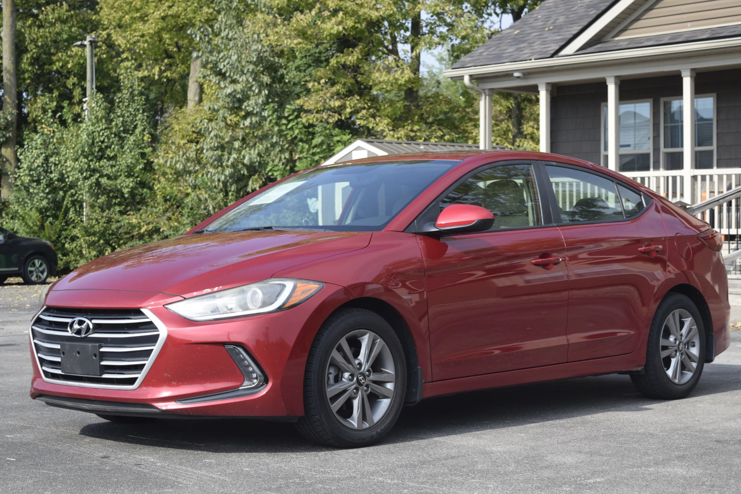 Used 2017 Hyundai Elantra Value Edition FWD image 2