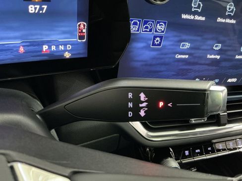 New 2026 Chevrolet Equinox EV LT image 30