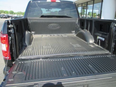 Used 2019 Ford F150 XL w/ Equipment Group 101A Mid AWD/4WD image 10