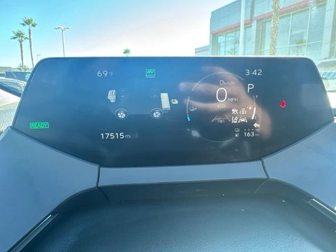 Used 2023 Toyota Prius Prime FWD image 11