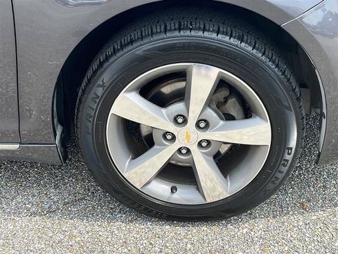 Used 2011 Chevrolet Malibu LT w/ Power Convenience Package FWD image 6