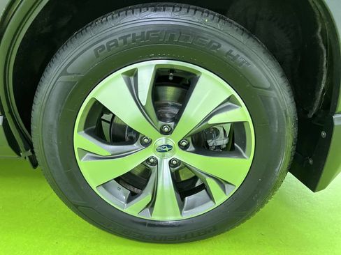 Used 2019 Subaru Ascent Premium AWD/4WD image 14